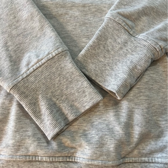 Lululemon Scuba Crew Heathered Core Ultra Light Grey Athletic Workout Sz 6* - Picture 11 of 13
